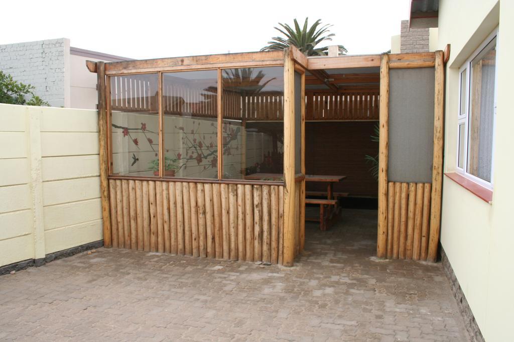 Maggie'S Accommodation Swakopmund Ruang foto