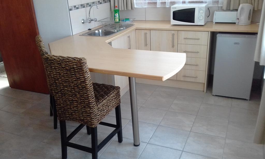 Maggie'S Accommodation Swakopmund Ruang foto